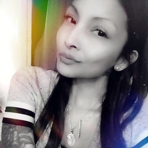 Meet your Posher, Gloria